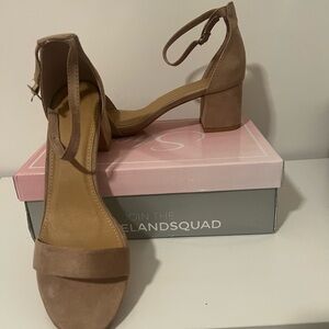 Chic Tan Suede Block Heel Sandals